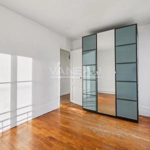 Paris 15ème Boucicaut - 3 pièces avec balcon et vue  dégagée sur