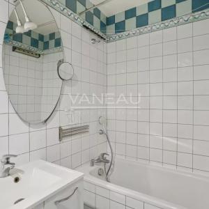 Paris XVe - Sèvres Lecourbe / Blomet : Studio calme et lumineux