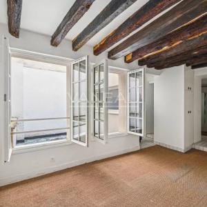 Exclusivité un studio Angle Bac /Grenelle