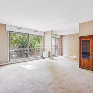 Appartement familial avec deux balcons terrasses