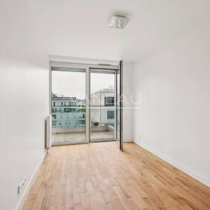 BOULOGNE - ETAGE ELEVE - TERRASSE