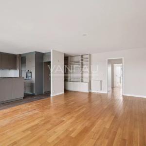 BOULOGNE - ETAGE ELEVE - TERRASSE