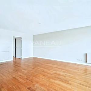 BOULOGNE - ETAGE ELEVE - TERRASSE