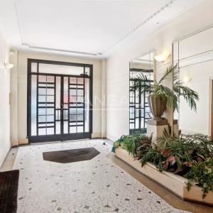 Bel ancien avec ascenseur