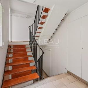 Paris XVIe - Passy - Boulainvilliers - Studio baigné de lumière.