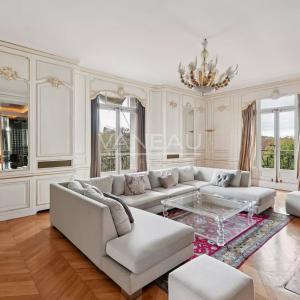 Neuilly-Bois de Boulogne -Appartement de réception d’exception