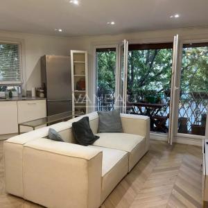 Appartement 2 Pièces - Quartier · Clignancourt · Grandes Carrièr