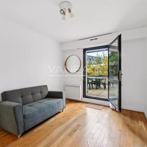 Paris XV - Volontaires / Pasteur : Appartement trois pièces avec