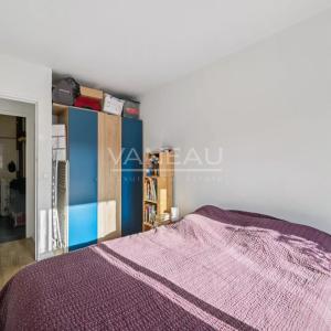 PARIS XVe - Lourmel / Convention - Appartement avec balcon et vu