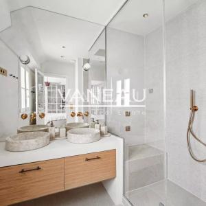 Paris VIe - Odéon - Luxueux pied-à-terre intégralement rénové au