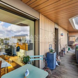 BOULOGNE - ETAGE ELEVE - BALCON TERRASSE