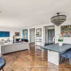 Neuilly Sur Seine - Dernier étage avec vue panoramique face au b