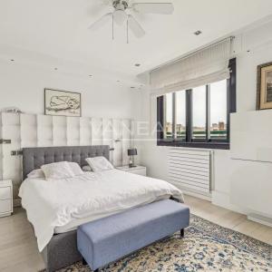 Neuilly Sur Seine - Dernier étage avec vue panoramique face au b