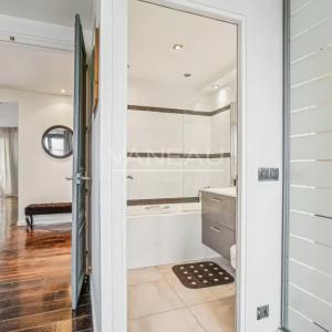 Neuilly Sur Seine - Dernier étage avec vue panoramique face au b