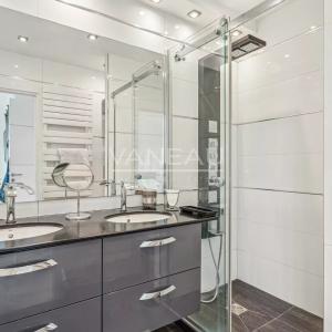 Neuilly Sur Seine - Dernier étage avec vue panoramique face au b