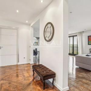 Neuilly Sur Seine - Dernier étage avec vue panoramique face au b