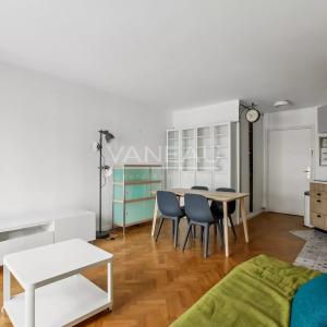 PARIS XIIème - Appartement joliment meublé