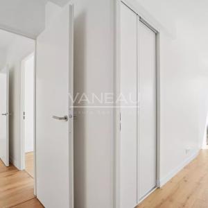 Issy-les-Moulineaux - Appartement familial dernier étage avec te