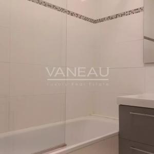 Paris XVII - STUDIO MEUBLE AVEC BALCON - TOUR MAUBOURG