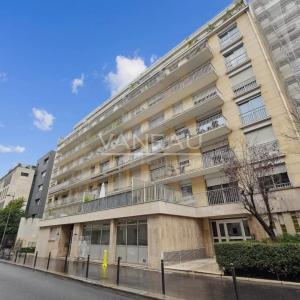 Paris XIIème – Picpus – 2 pièces lumineux avec  balcon.