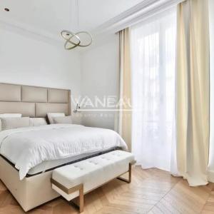 PARIS VIIIe - Faubourg du Roule