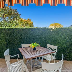 Le Cannet Mairie, magnifique 2 pièces en rez-de-jardin dans une 