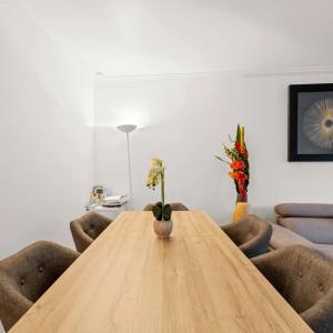 Le Cannet Mairie, magnifique 2 pièces en rez-de-jardin dans une 