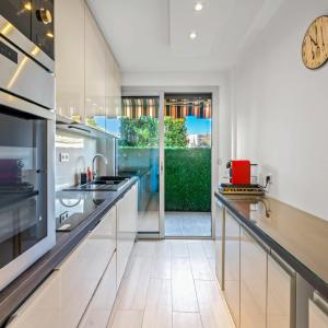 Le Cannet Mairie, magnifique 2 pièces en rez-de-jardin dans une 