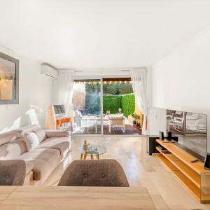 Le Cannet Mairie, magnifique 2 pièces en rez-de-jardin dans une 