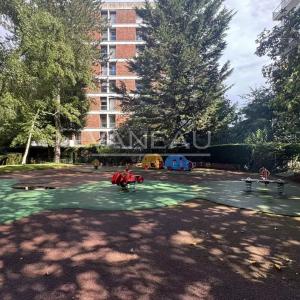 Bel appartement familial en excellent état avec terrasse