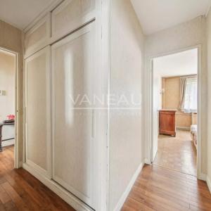 Paris XVe - Appartement quatre pièces avec loggia