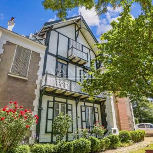 Meudon Bellevue Jardin du Potager Maison de style Anglo-Normand