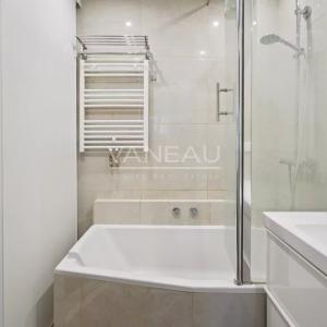 Paris XVIe - Passy -  3 pièces en parfait état