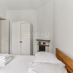 Paris VIIe - Saint Dominique - Etage élevé vue Tour Eiffel