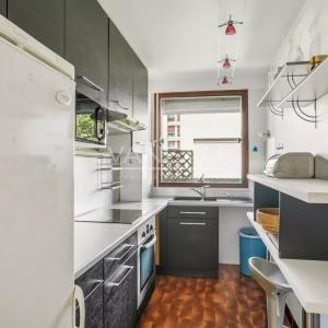 Paris XVe - Volontaires-Blomet - Appartement trois pièces avec b