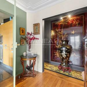 PARIS XVe : Cambronne / Champs de Mars - Appartement 2 /3 pièces