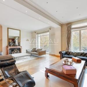 Paris XVIe - Trocadéro.