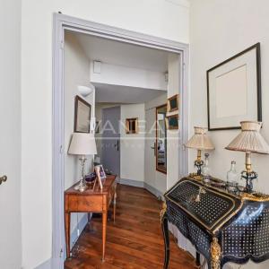 Exclusivité Paris XVIe - Place de Mexico - Appartement en étage 