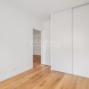 Issy-les-Moulineaux - Trois pièces rénové avec large balcon