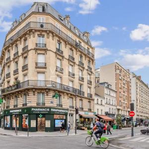 Rue Cambronne Trois pièces