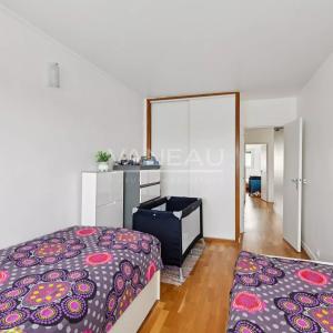 Courbevoie - Appartement familial, en étage élevé  - Vue panoram