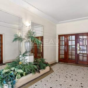 Bel ancien avec ascenseur