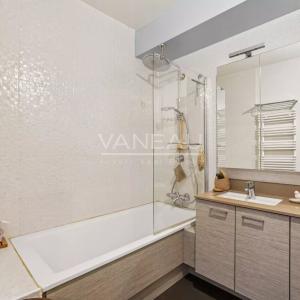 BOULOGNE - ETAGE ELEVE - BALCON TERRASSE