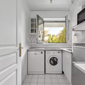 Boulogne-Billancourt / (Porte de Saint-Cloud) - Deux pièces au c