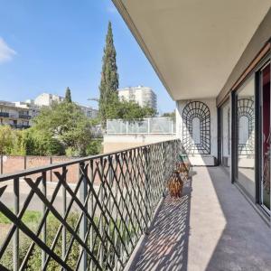 BOULOGNE - APPARTEMENT FAMILIAL AVEC BALCONS