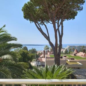 Cannes Californie-Appartement 5 pièces vue Mer