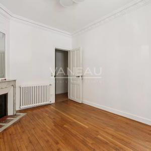 Paris XVe - Necker : Appartement 3 pièces en rez-de chaussée - H