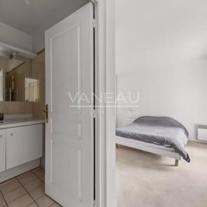 Boulogne-Billancourt / (Porte de Saint-Cloud) - Deux pièces au c