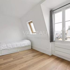 Paris XVe - Sèvres Lecourbe : Studio en étage élevé (DPE facilem