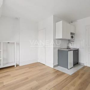 Paris XVe - Sèvres Lecourbe : Studio en étage élevé (DPE facilem